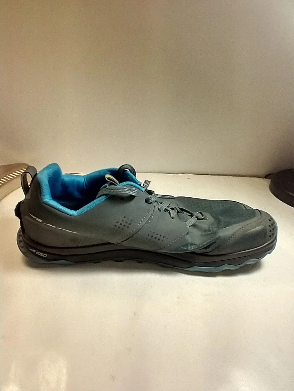 Altra Lone Peak 5 Trail Running Shoes Sneakers Men's sz 10.5.